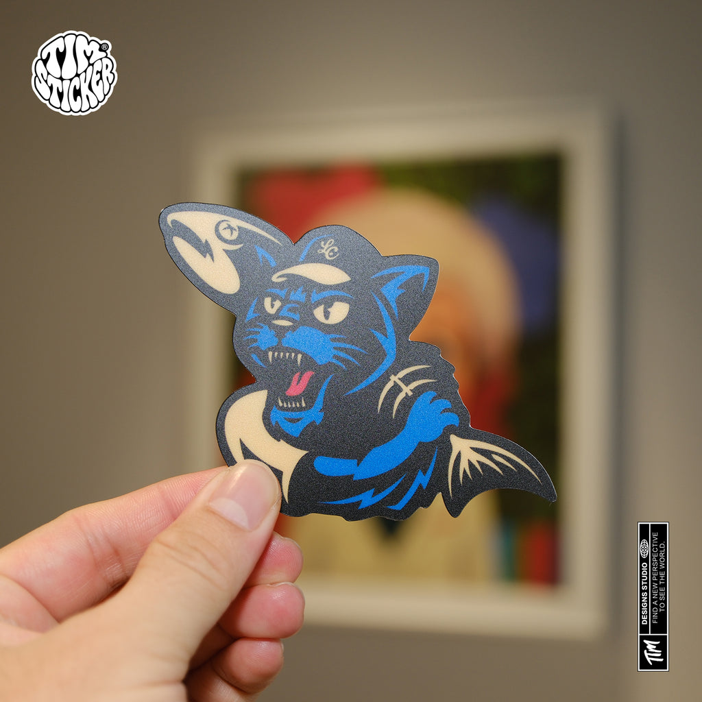 Lonecat Black Gold Cat Head Sticker Set – Luxury Graffiti Style Vinyl Decal for Cars, Laptops & Windows, 3 PCS, Not Reusable, TIM STICKER®