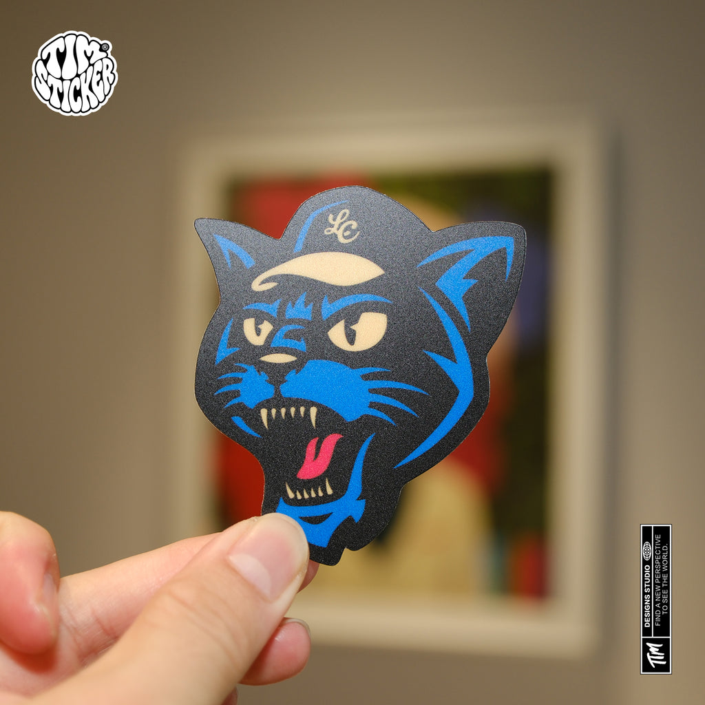 Lonecat Black Gold Cat Head Sticker Set – Luxury Graffiti Style Vinyl Decal for Cars, Laptops & Windows, 3 PCS, Not Reusable, TIM STICKER®